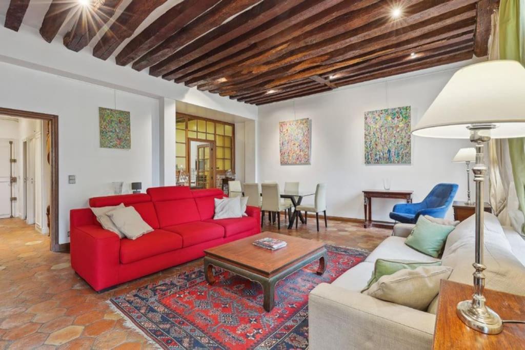 Marais Historical Center Parisian 3br * Paris